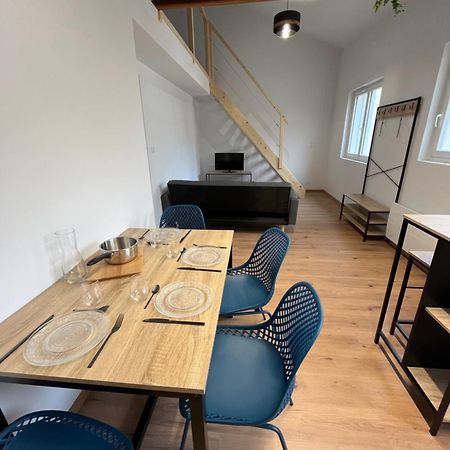 Appartement Confort A Шоле Экстерьер фото
